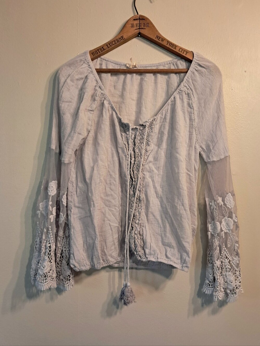 Ryu Gray Lace-Trim Boho Feminine Peasant Blouse